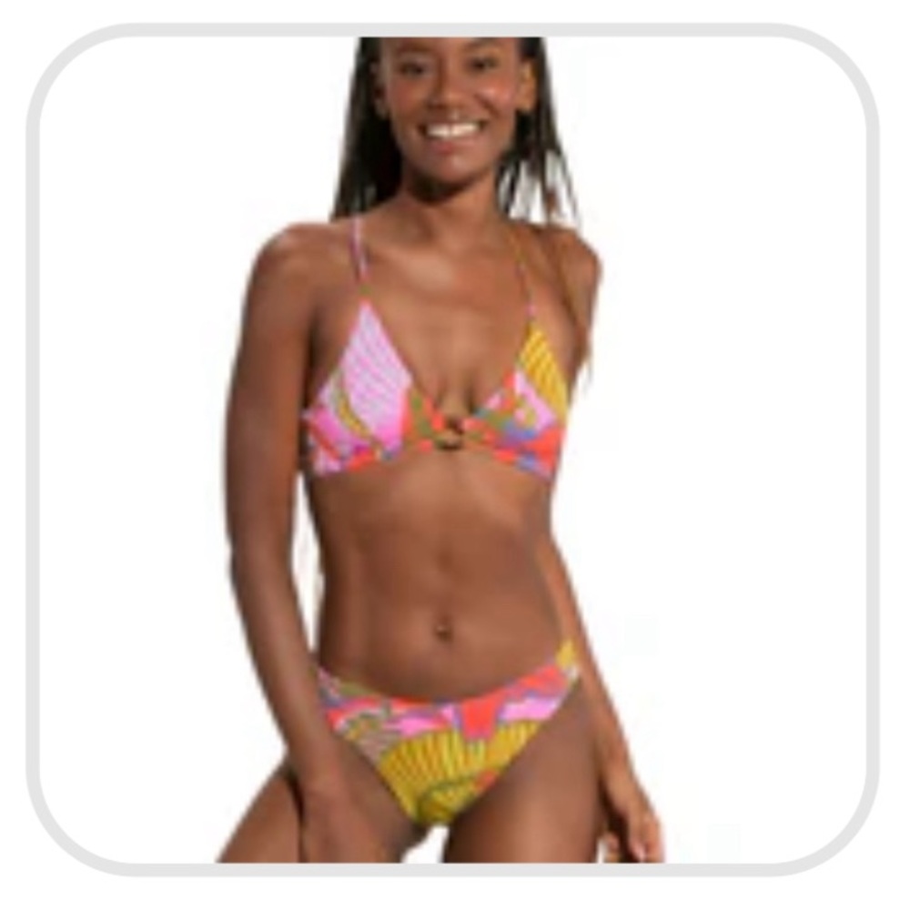 NWT Maaji Palmery Jessie Ring Front Bralette Bikini Top 
LG / Multicolor